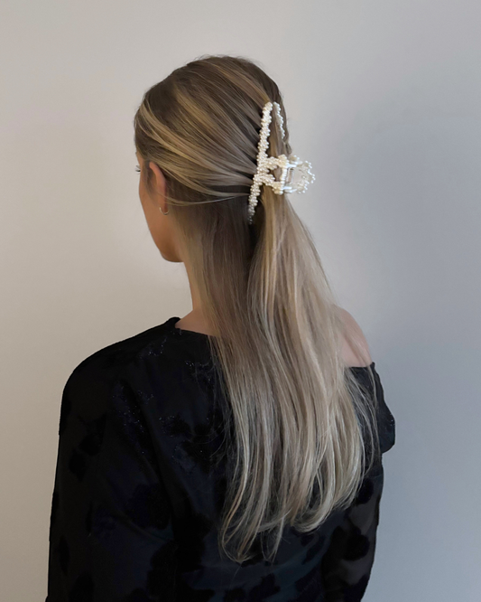 Vintage Pearl Hair Claw Looped