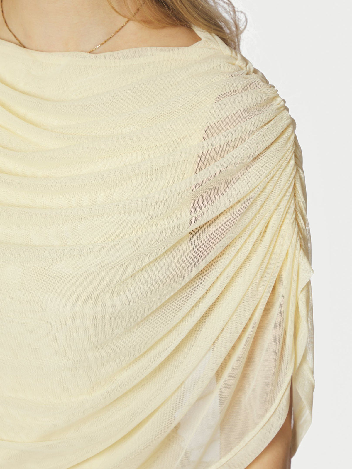 Cottuna Drapy Mesh Top