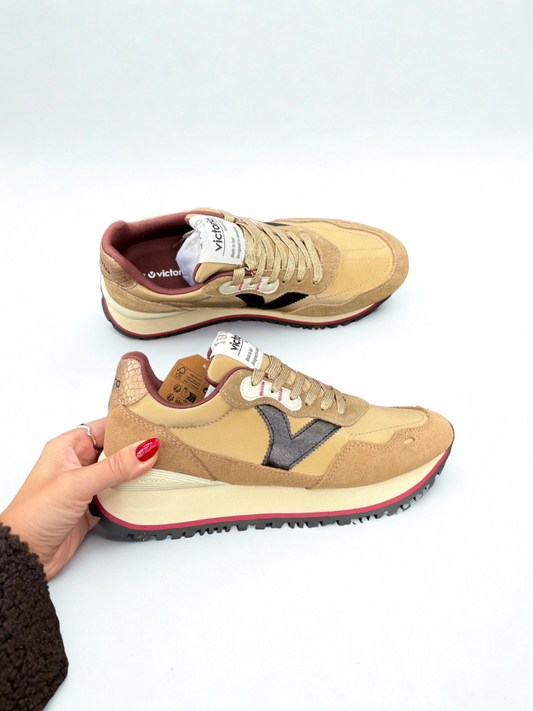 Sneakers Victoria