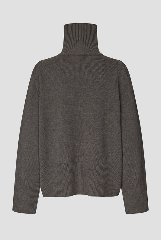 Alpha Knit T-Neck