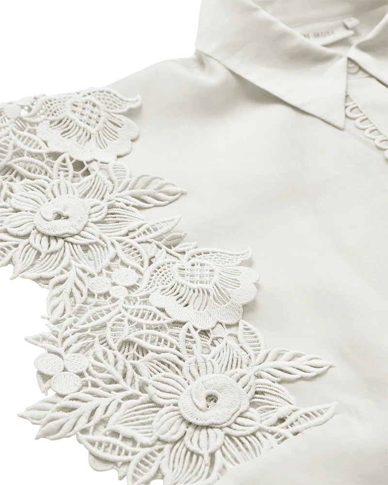 CMMOLLY - EMBROIDERED SHIRT IN WHITE